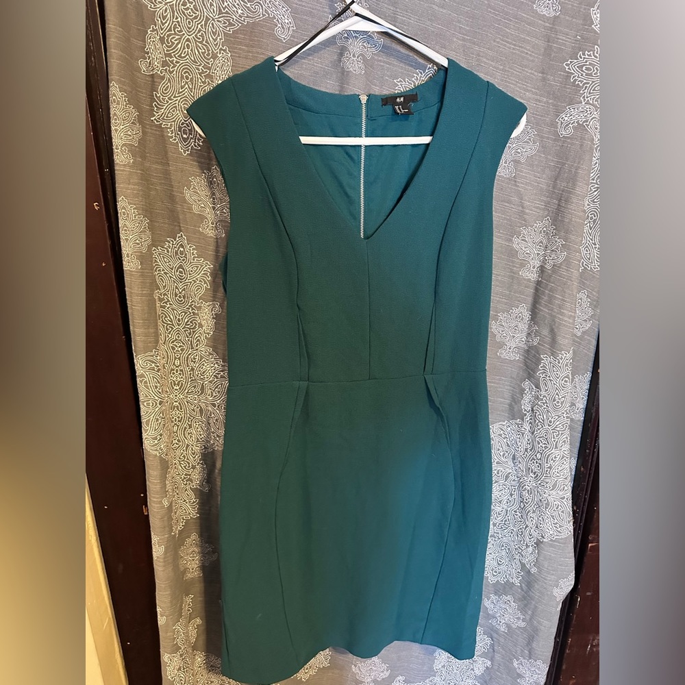 Body con, teal, H&M dress, business casual.